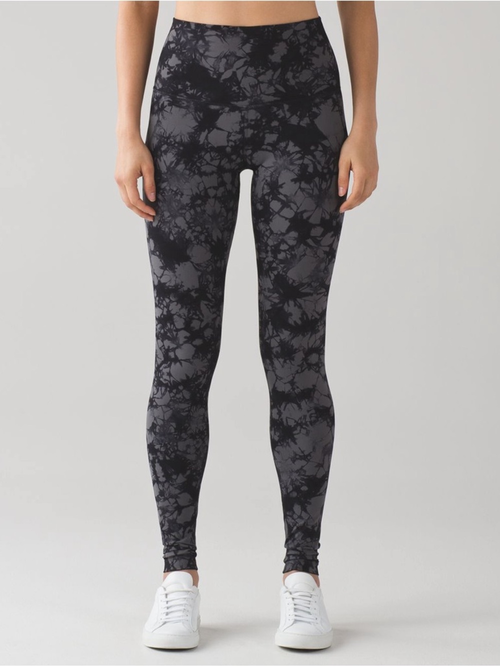 Lululemon Wunder Under leggins Hi-Rise Shibori Magnum Black & purple size 4